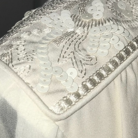 $298 NWT BCBGMAXAZRIA EMBELLISHED LONG SLEEVE FAUX WRAP BODYSUIT GARDENIA SZ 06 - Picture 8 of 17